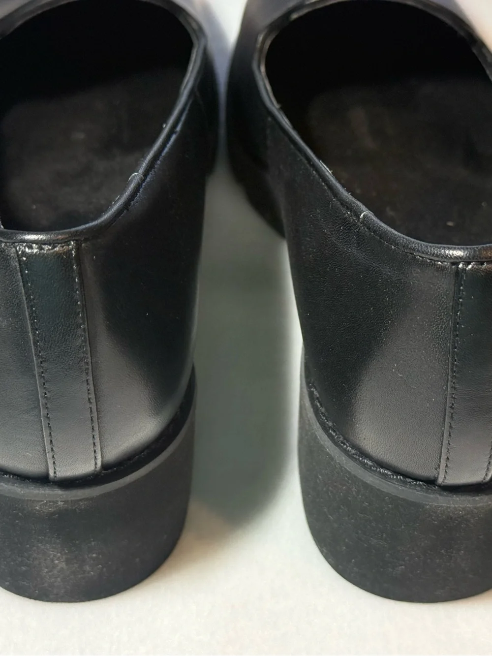 New Vionic Willa Wedge Slip On Shoes. Black. Size 8.5M